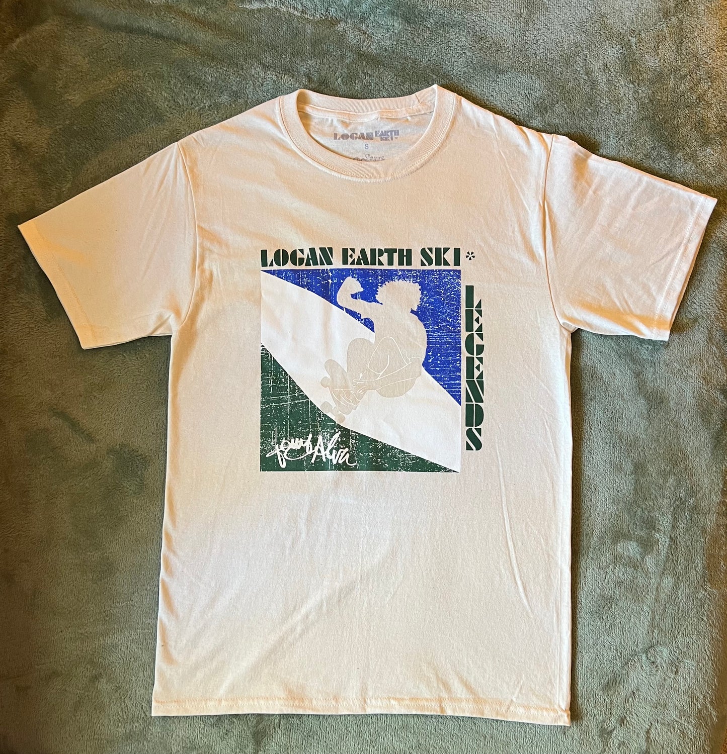 Tony Alva, Logan Earth Ski Legends Series includes button and sticker